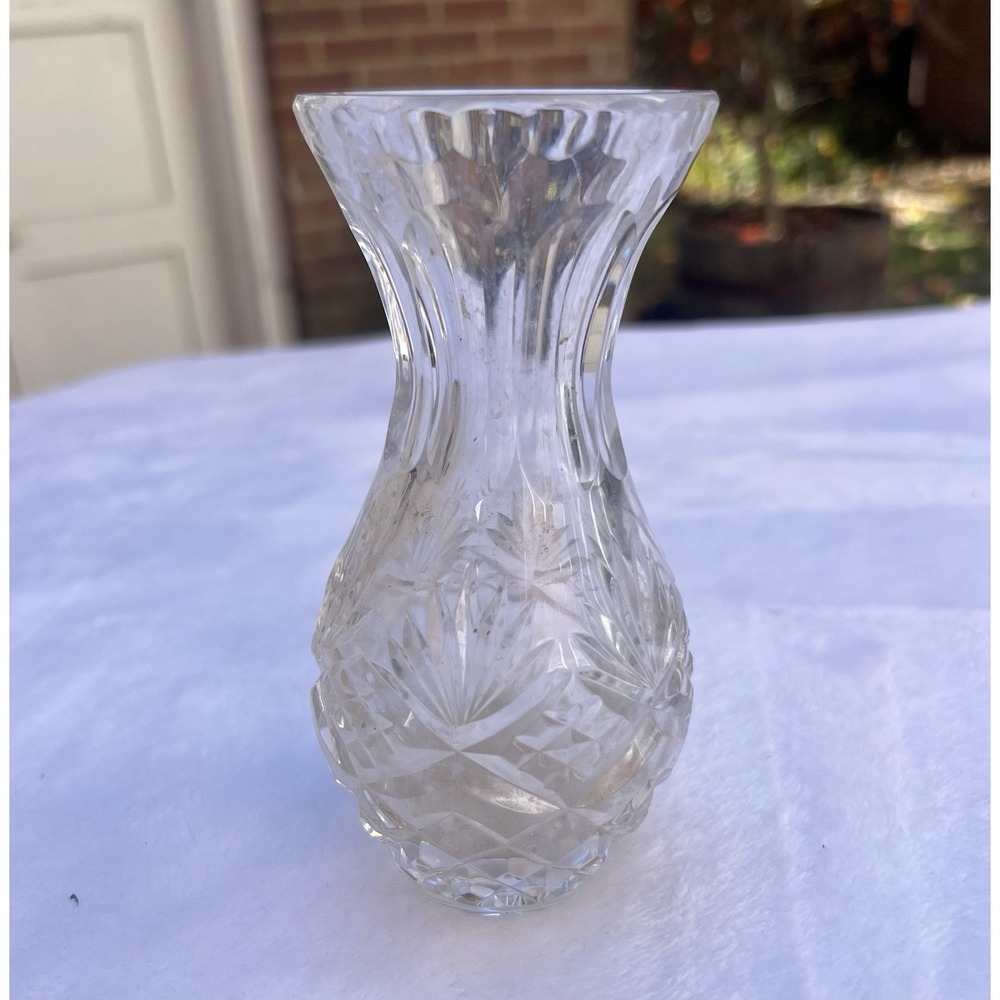 SMALL BEAUTIFUL VINTAGE CUT/ PRESSED GLASS VASE‎ 6"